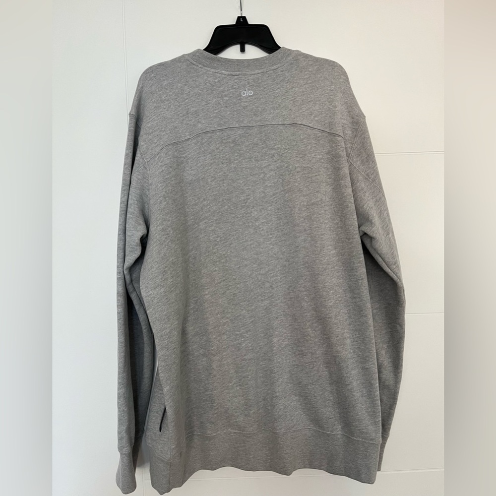Alo Yoga Sweatshirt